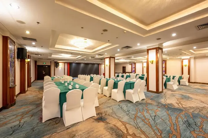 Chuxiong: Chuxiong WeishengXiongbao Hotel
