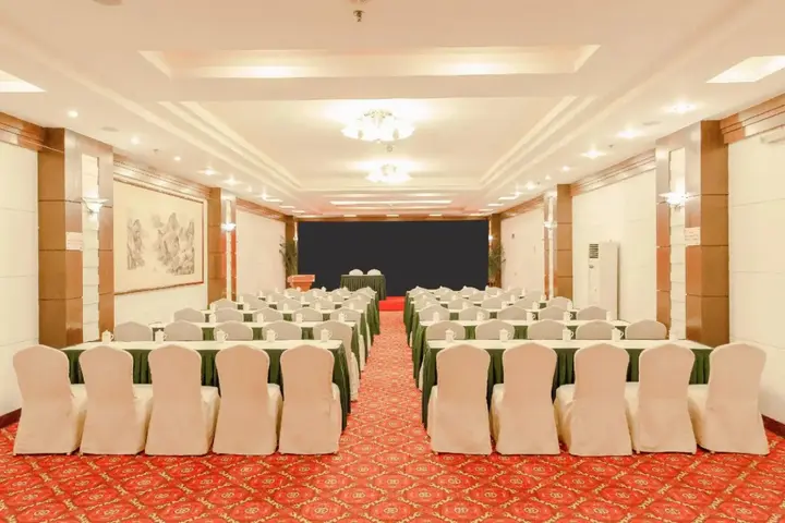 Chuxiong: Chuxiong WeishengXiongbao Hotel