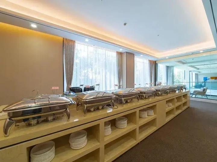 Дали: GreenTree Eastern Dali Railway Station Hotel