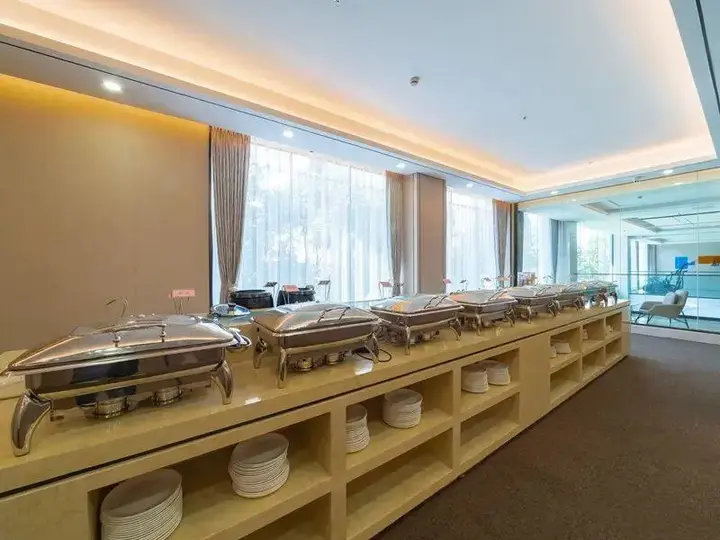 Дали: GreenTree Eastern Dali Railway Station Hotel