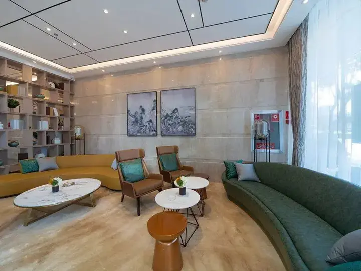 Дали: GreenTree Eastern Dali Railway Station Hotel
