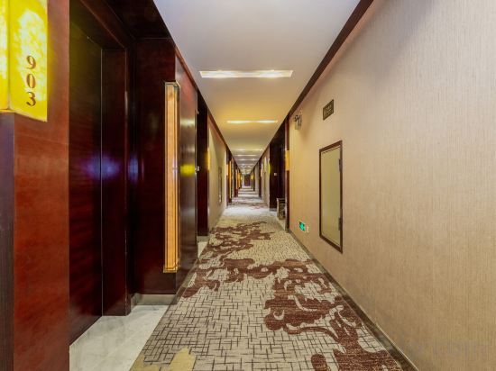 Фошань: Yingbai Hotel