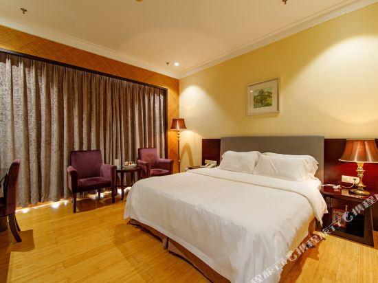 Хойчжоу: Huizhou Lakefront Golf club and Resort