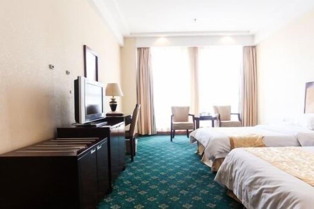 Шанхай: Huadong International Business Hotel