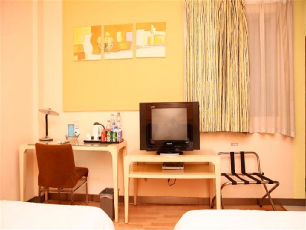 Цзинин: Grace Inn Jining Taibai Road