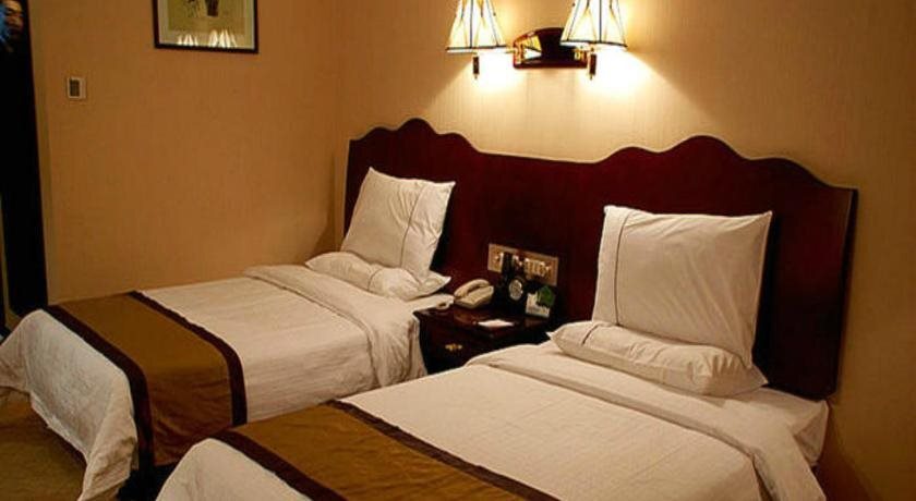 Чжанъе: Orient International Hotel