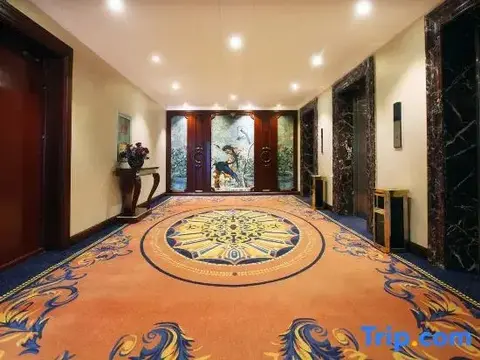 Хулун-Буир: Jiangnan Hotel