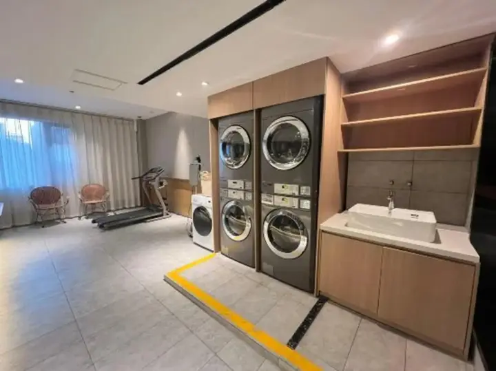 Лоян: Meiqi Smart Hotel (Luoyang Wangfujing David City Store)