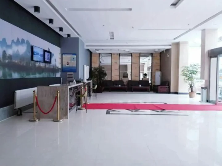 Пуян: Xincun Holiday Hotel