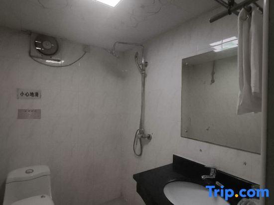 Наньнин: Nanning Shenxianju Hotel (Jiangnan Passenger Transport Terminal)