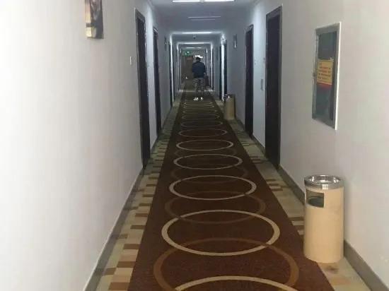 Наньнин: Nanning Shenxianju Hotel (Jiangnan Passenger Transport Terminal)