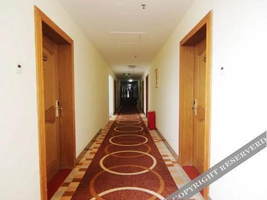 Наньнин: Nanning Shenxianju Hotel (Jiangnan Passenger Transport Terminal)