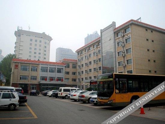 Циньхуандао: Jingye Hotel