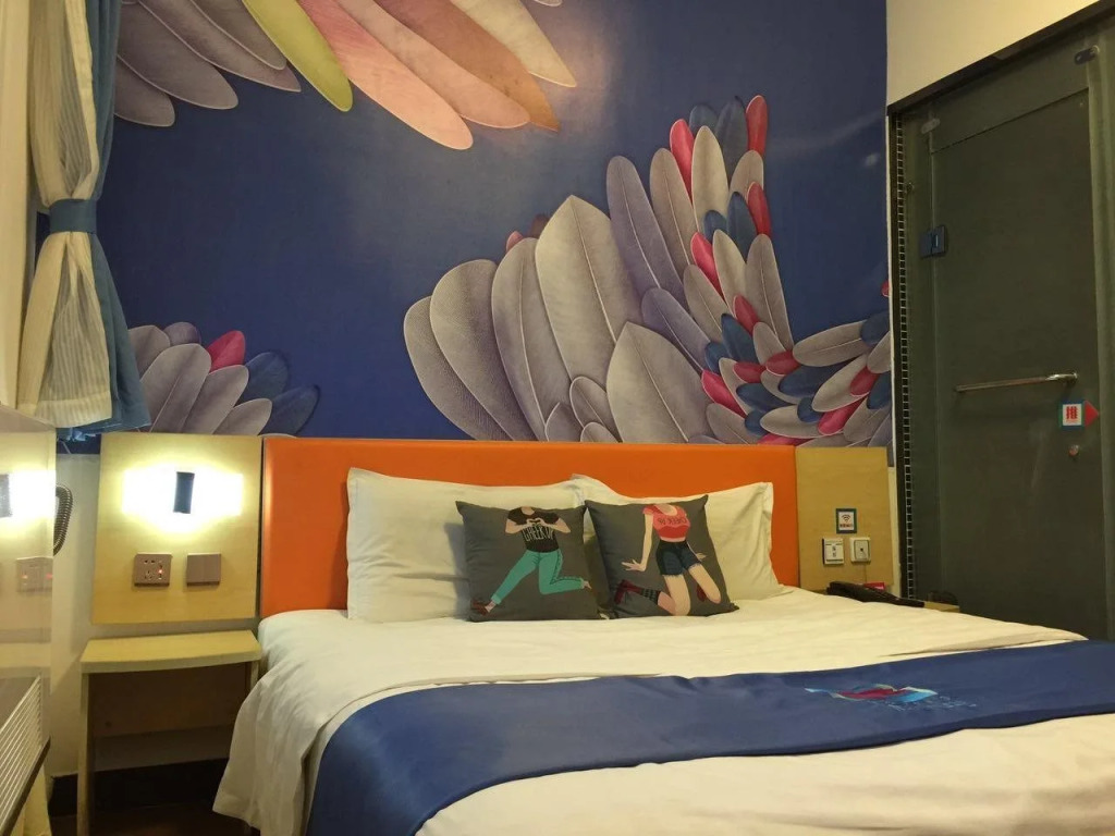 Цзинин: Pai Hotel Jining Quhu Sankong