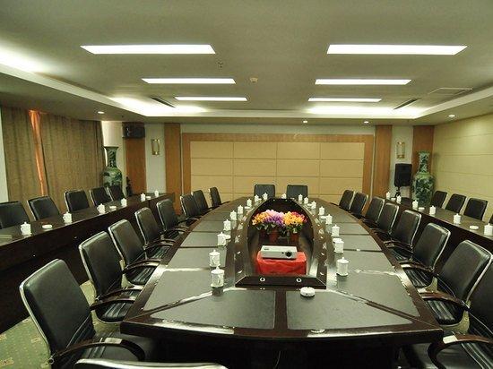 Жичжао: Ji Hotel (Rizhao Lighthouse Seaside Scenic Area)