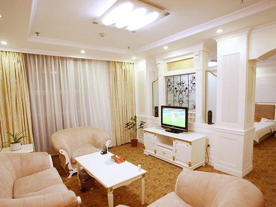 Жичжао: Ji Hotel (Rizhao Lighthouse Seaside Scenic Area)