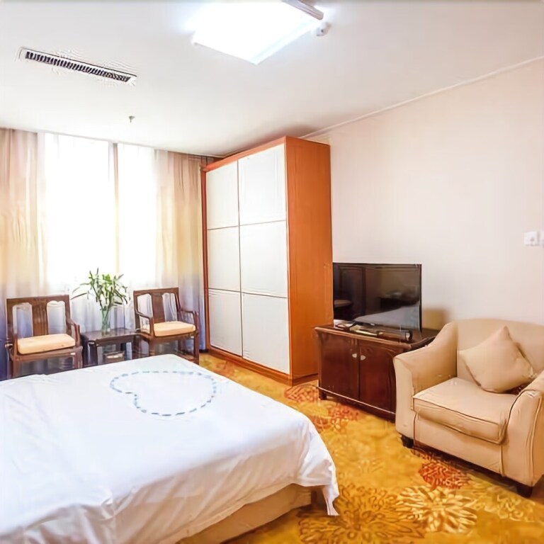 Жичжао: Linghai Hotel