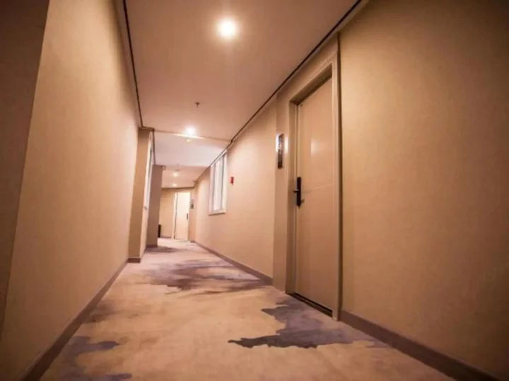 Шиянь: Crown International Business Hotel