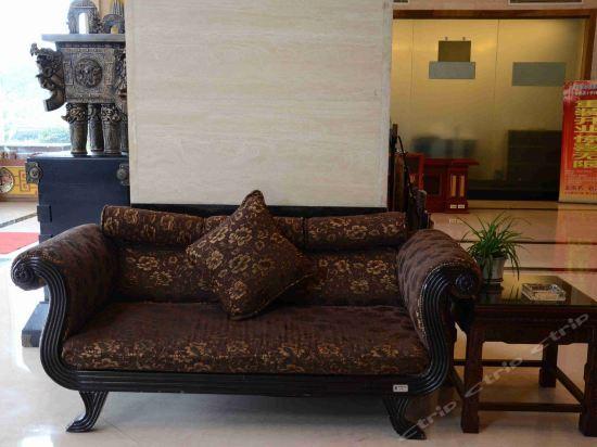 Шаоксинг: Prince Banquet Hotel