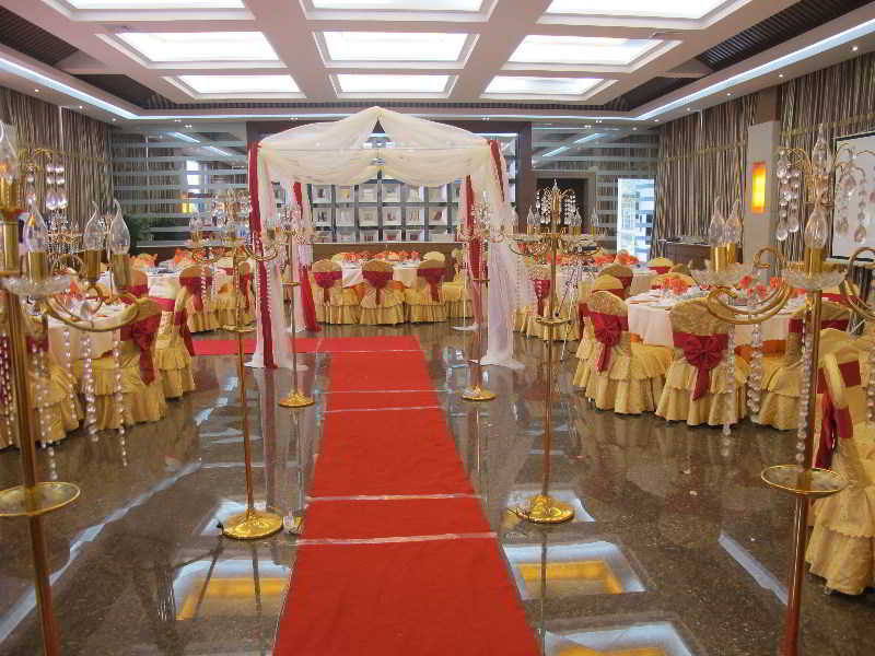 Шаньтоу: Shantou Zhonghai Nanbin Hotel