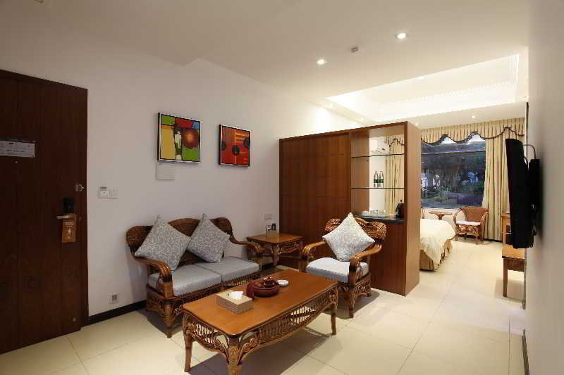 Шаньтоу: Shantou Zhonghai Nanbin Hotel