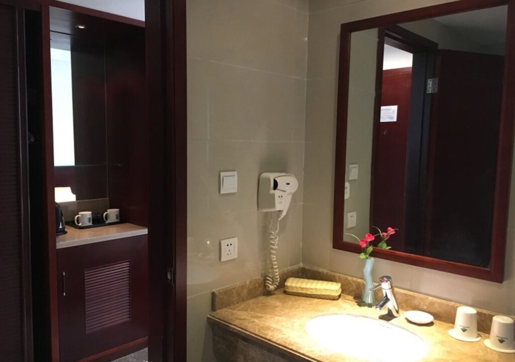 Цзиньцзэ: Jinmanting Hotel - Wujiang