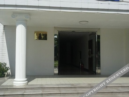 Ваньнин: Xinglong Hot Spring Hotel