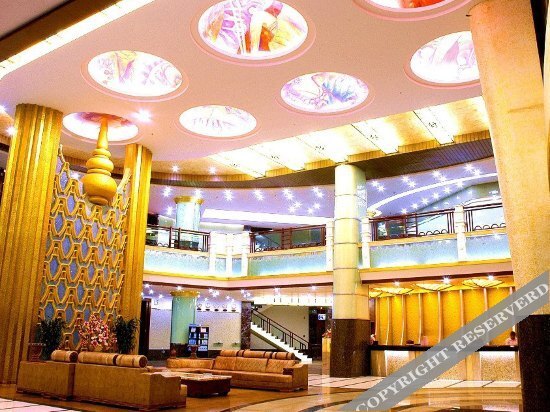 Ваньнин: Xinglong Hot Spring Hotel