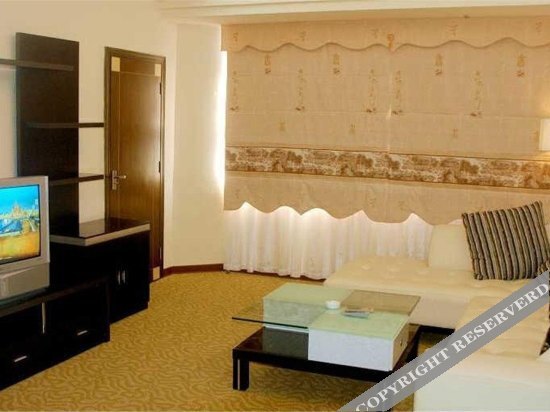 Ваньнин: Xinglong Hot Spring Hotel