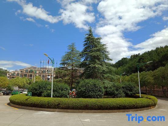 Шаоксинг: Ruihe Holiday Resort