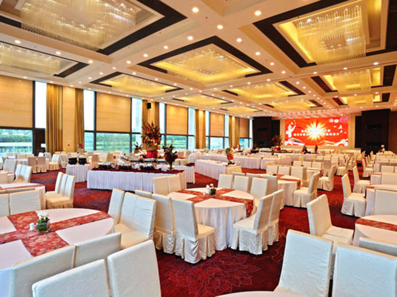 Янчжоу: Yangzhou Convention Center(Mingyue Lake Store)
