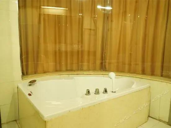 Йиян: Wangfu Business Hotel