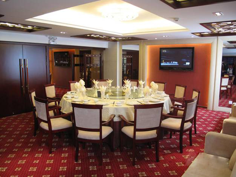 Пекин: Kunming Hotel