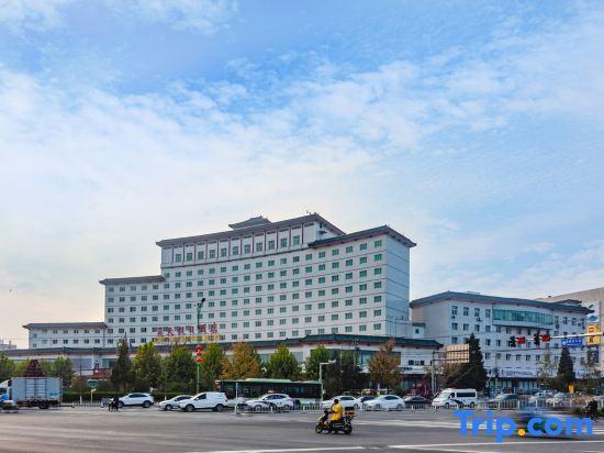 Пекин: Haotian Holiday Hotel Beijing