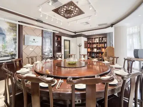 Чанша: Licheng Heyi Hotel (Changsha Wuyi Square IFS International Financial Center)
