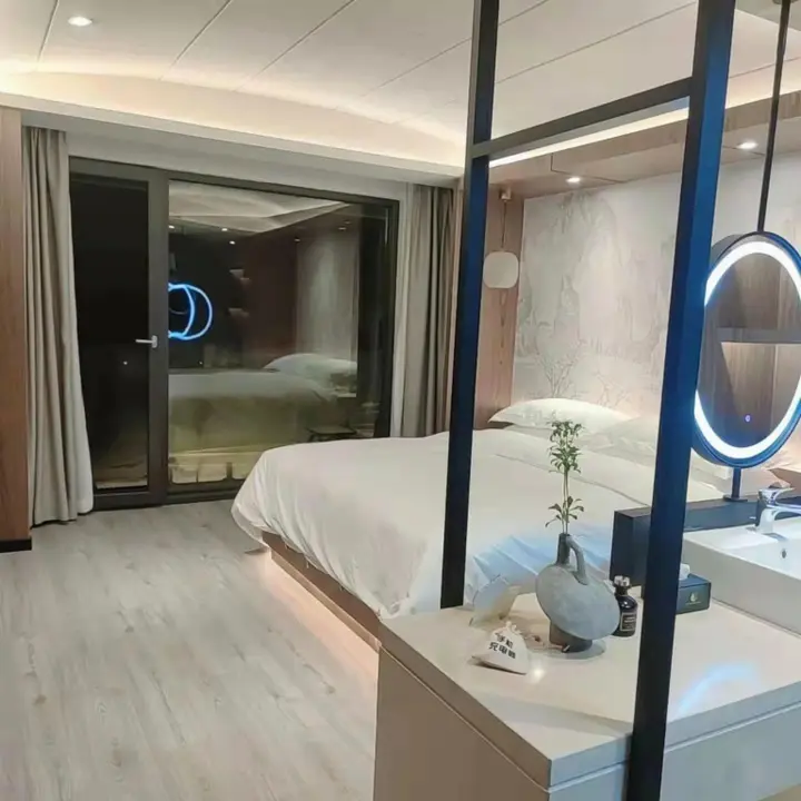 Чунцин: Chongqing White-collars East Hotspring Hotel