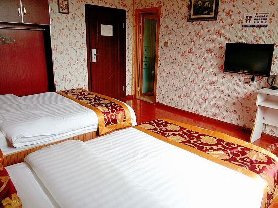 Чунцин: Chenyi Hotel Chongqing Chuanwai