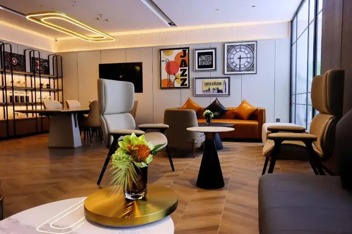 Чунцин: Home Inn Chongqing Lianglukou Station