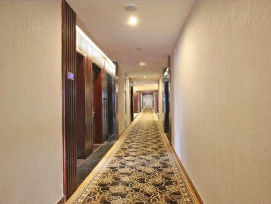 Дунгуань: H Boutique Hotel (Dongguan Fenggang Xingao Shopping Plaza)