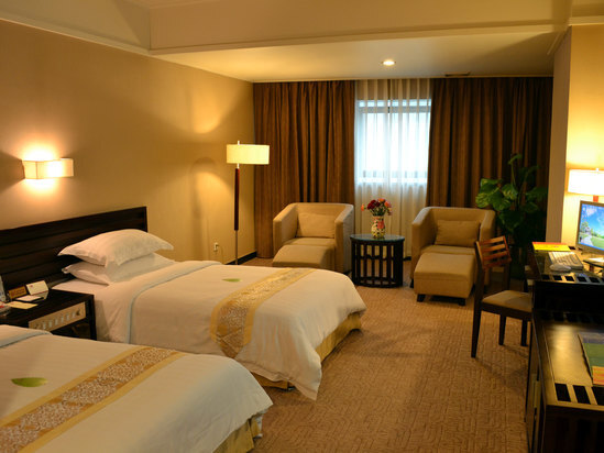 Фошань: New Sunshine Hotel