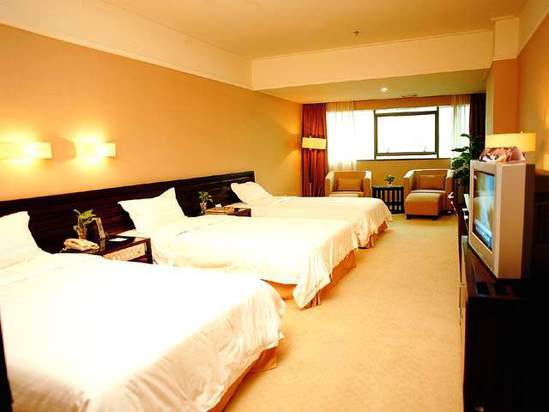 Фошань: New Sunshine Hotel