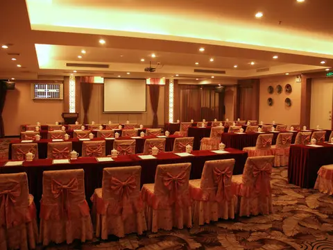 Фошань: New Sunshine Hotel