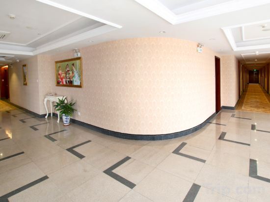 Дунгуань: Vienna Hotel Dongguan Qiaotou
