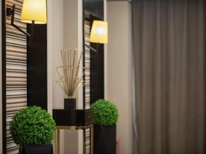 Гуйлинь: Homeinn Plus Hotel (Guilin Railway Station Xiangbishan Park)