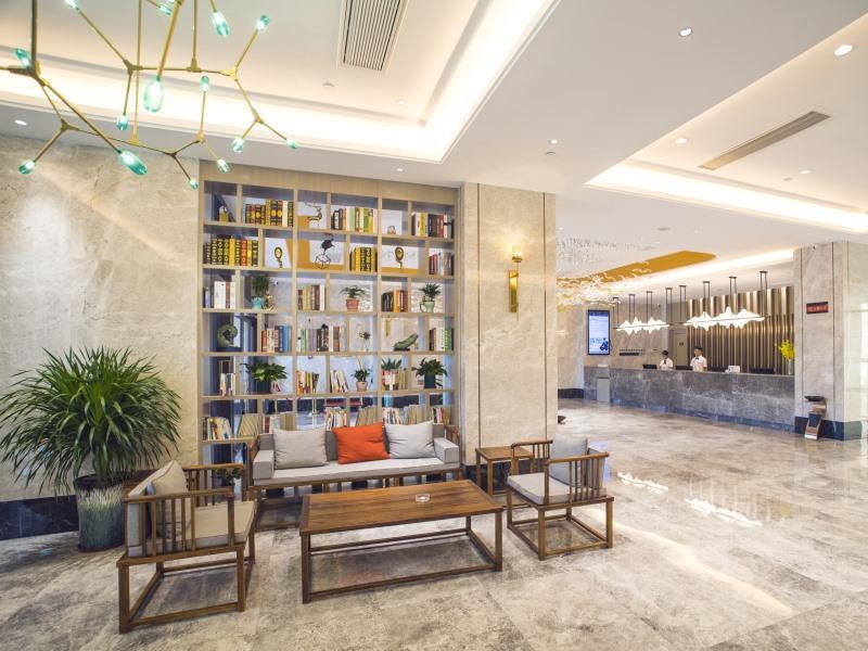 GreenTree Eastern Hotel Hainan Free Trade Port Jiangdong New District Meilan Airport — фото 2
