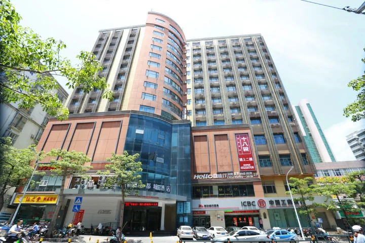 Хайкоу: Metropolo Haikou Wuzhishan Hot Spring Hotel