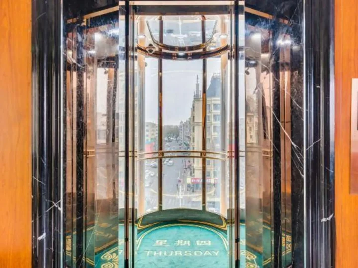 Харбин: Duke Hotel