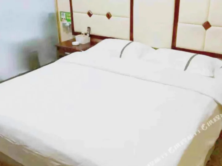 Лоян: Luoyang Yubo Business Hotel (Wangcheng Park)