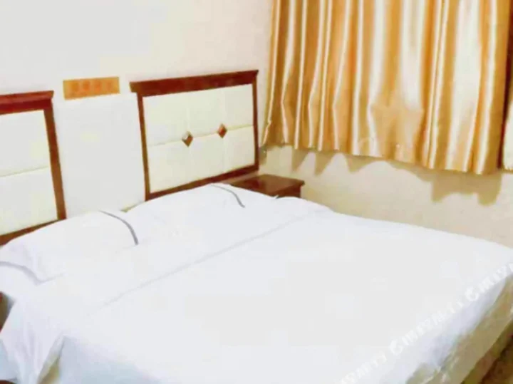 Лоян: Luoyang Yubo Business Hotel (Wangcheng Park)