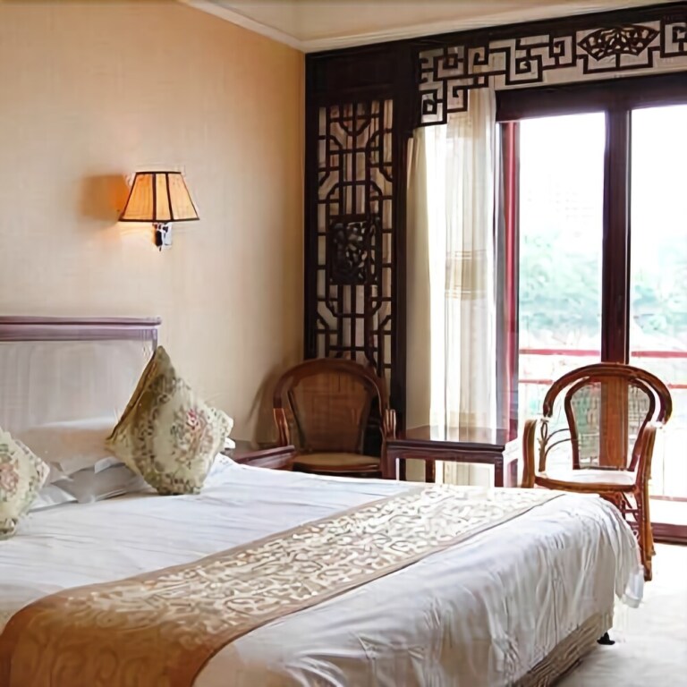 Ханчжоу: Lakeview Houseboat Hotel & Resort